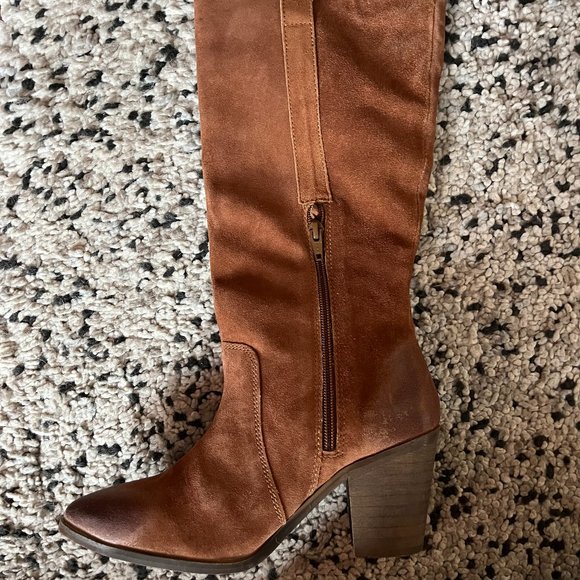 Matisse Evan Saddle Brown Tall Boots, Suede - Picture 3 of 7